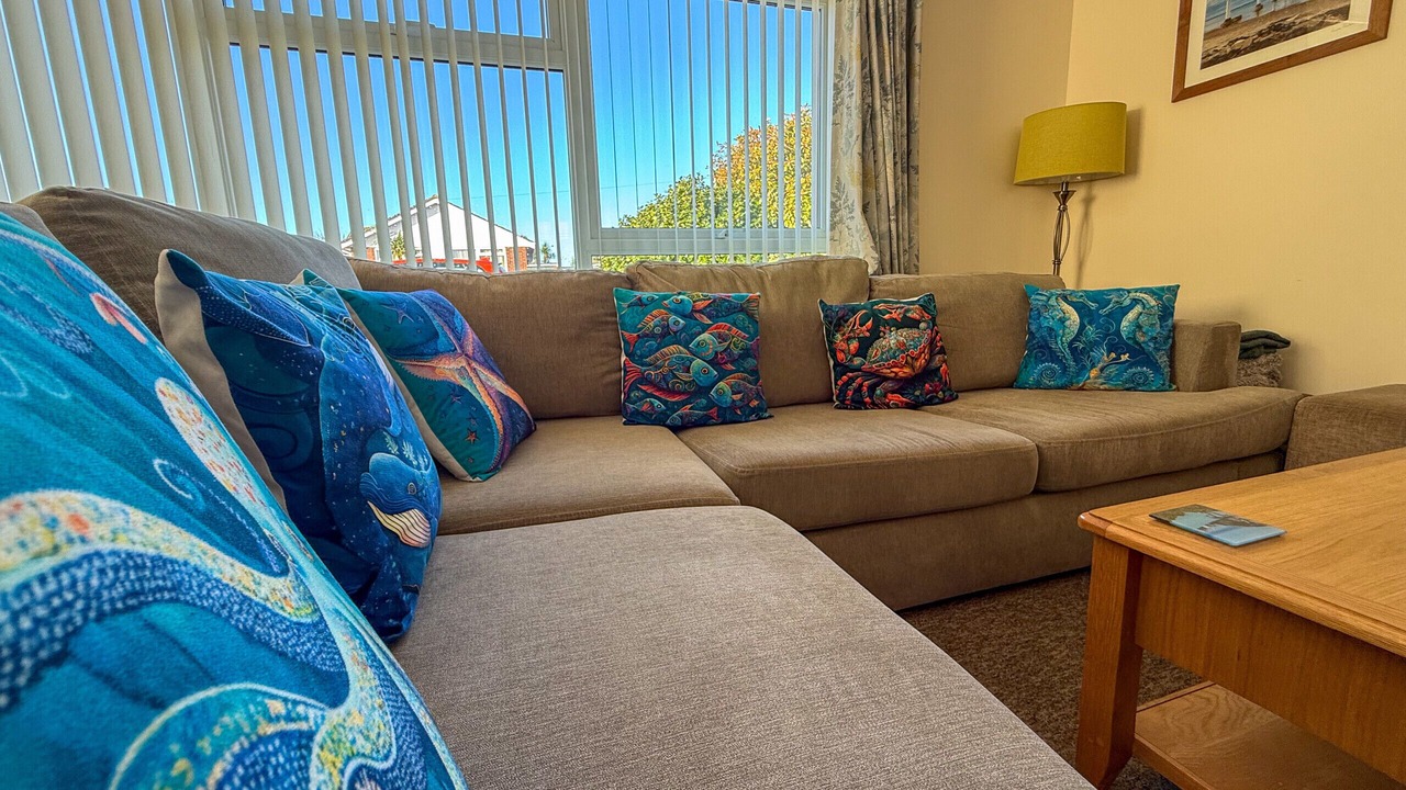 Photo of Livingroom in Nettlestone