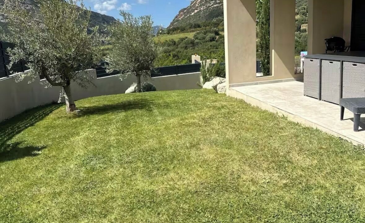 Photo of Patio Balcony in Patrimonio
