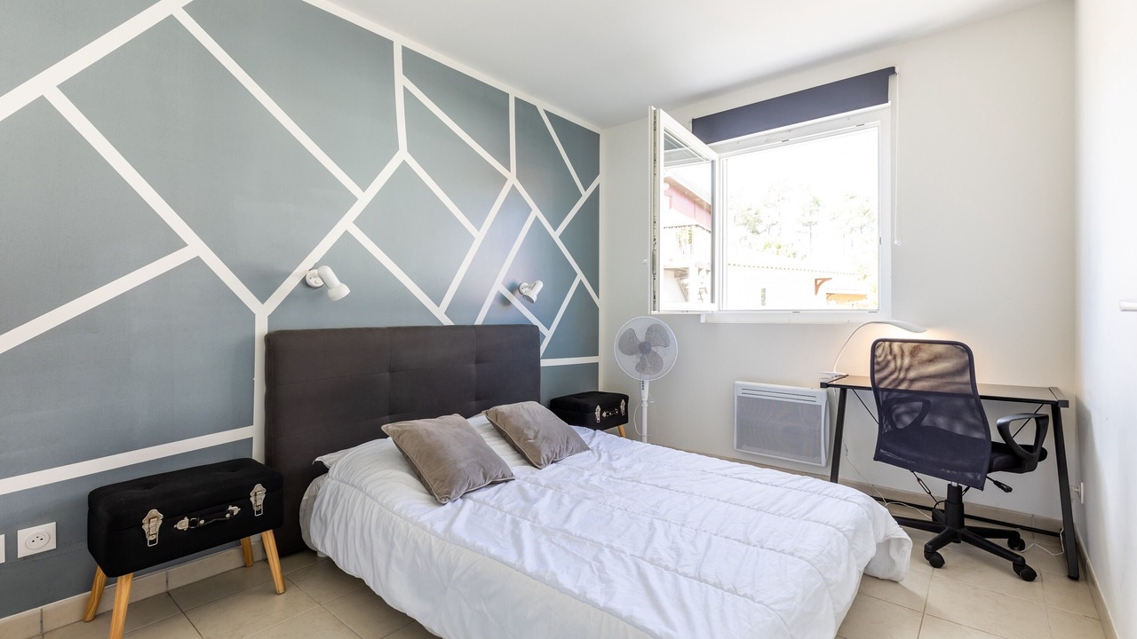 Photo of Bedroom in Parentis-en-Born