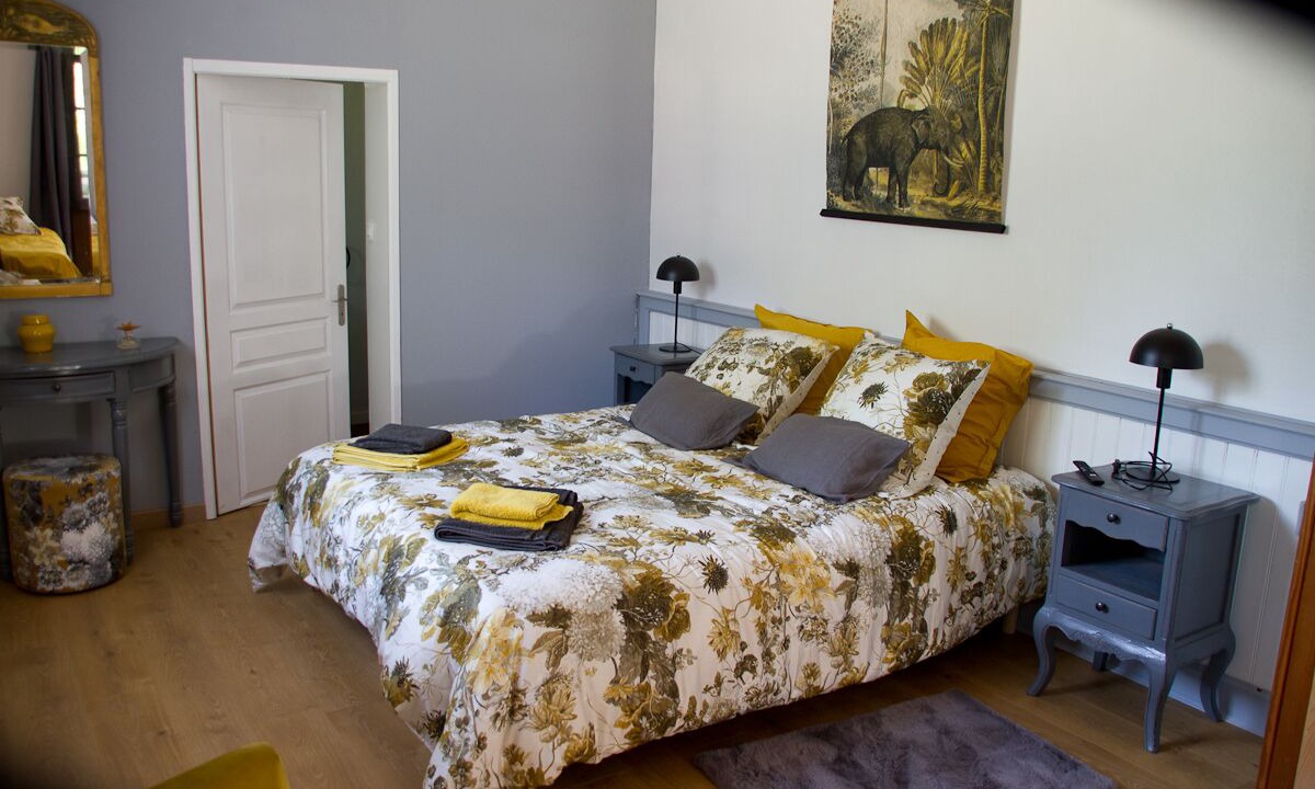Photo of Bedroom in Noaillan