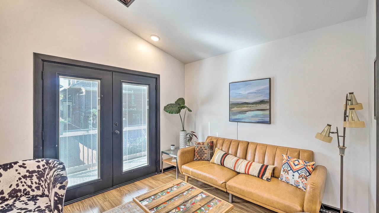 Photo of Bedroom in Cherokee Triangle