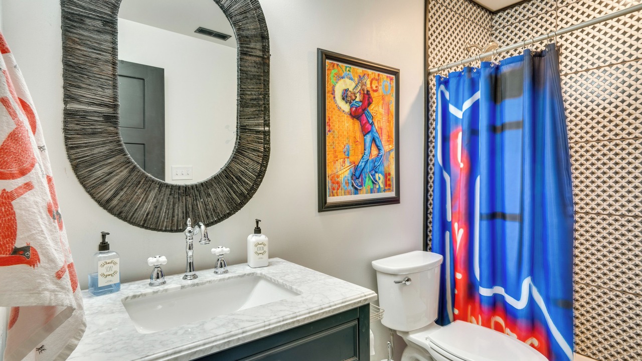 Photo of Bathroom in Cherokee Triangle