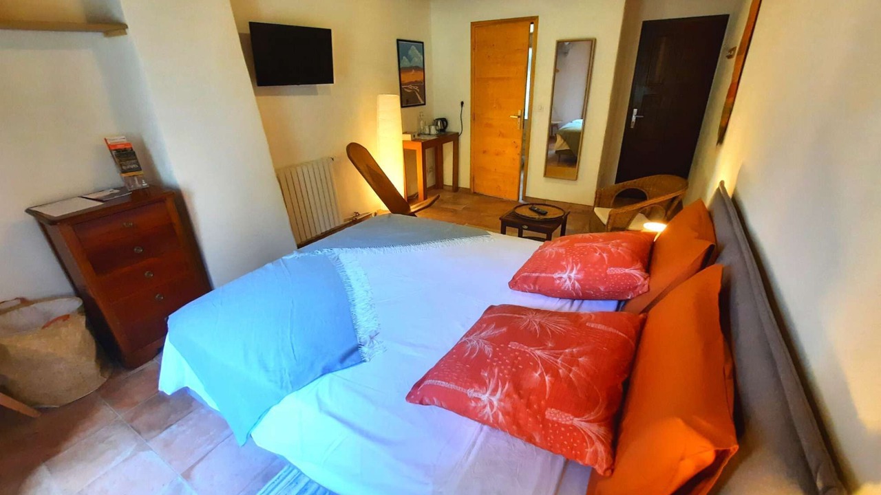 Photo of Bedroom in Cros