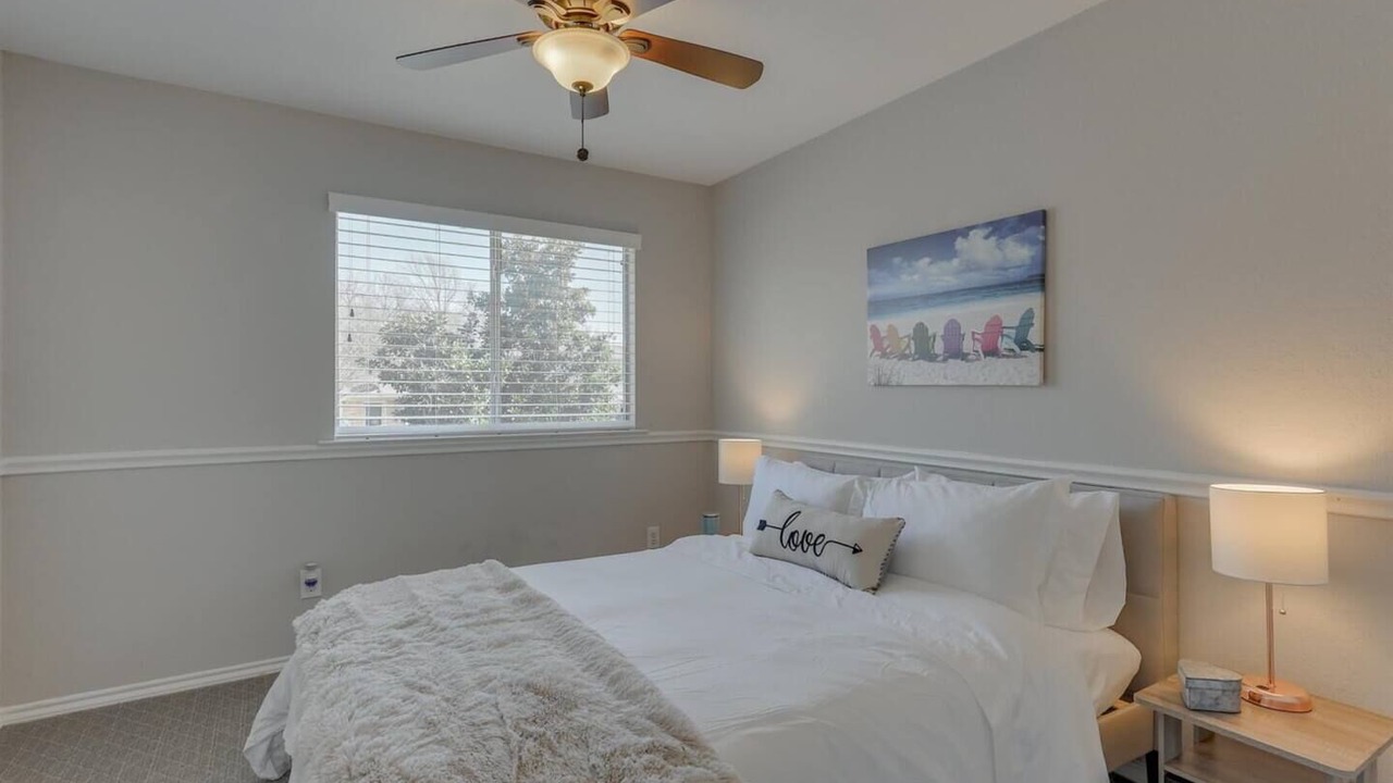 Photo of Bedroom in Far North Dallas