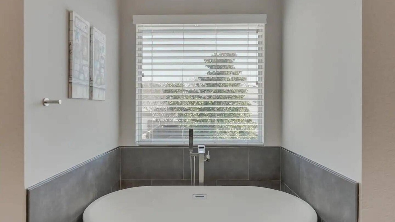 Photo of Bathroom in Far North Dallas
