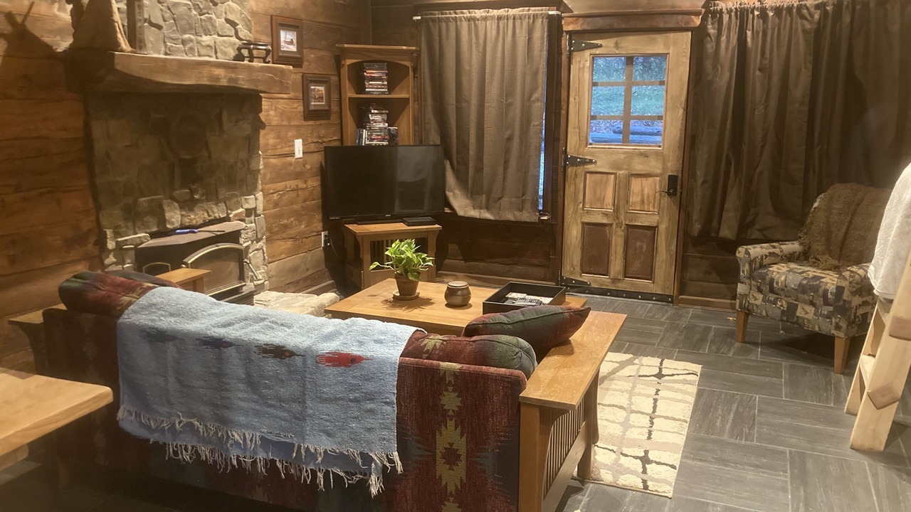 Photo of Livingroom in Huntsville