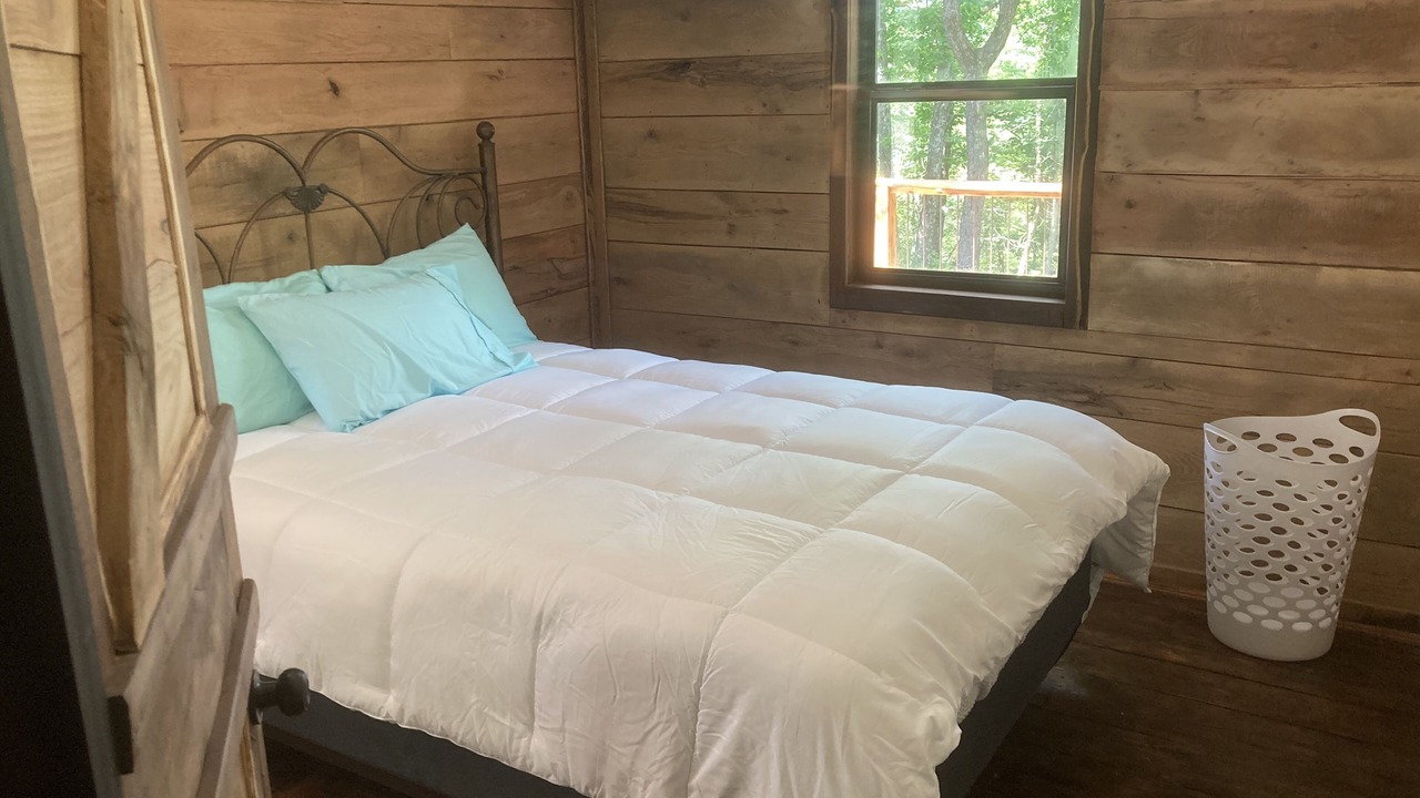 Photo of Bedroom in Huntsville