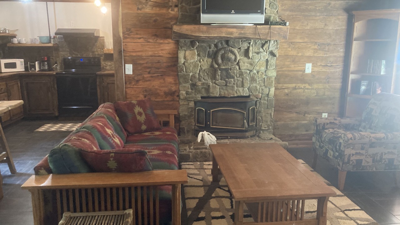 Photo of Livingroom in Huntsville