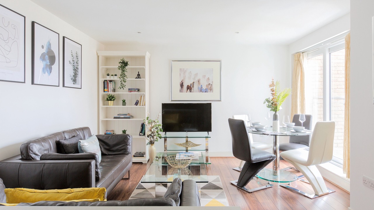 Photo of Livingroom in Acton