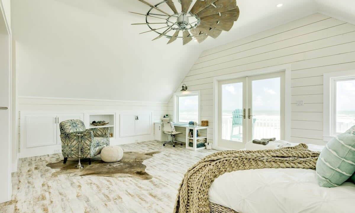 Photo of Bedroom in Terramar Beach