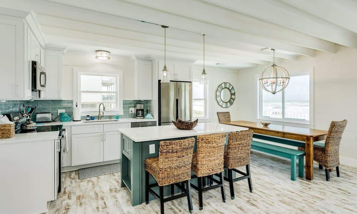 Photo of Kitchen in Terramar Beach