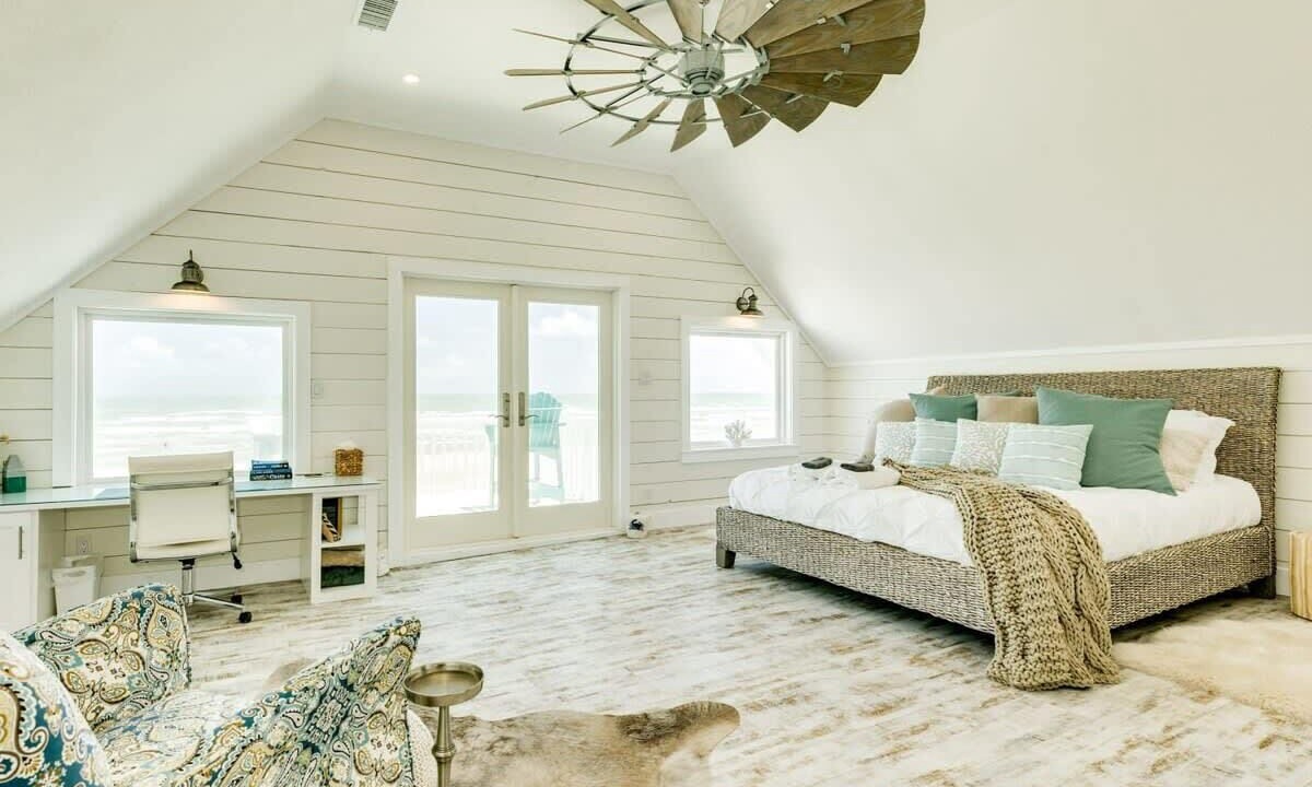 Photo of Bedroom in Terramar Beach