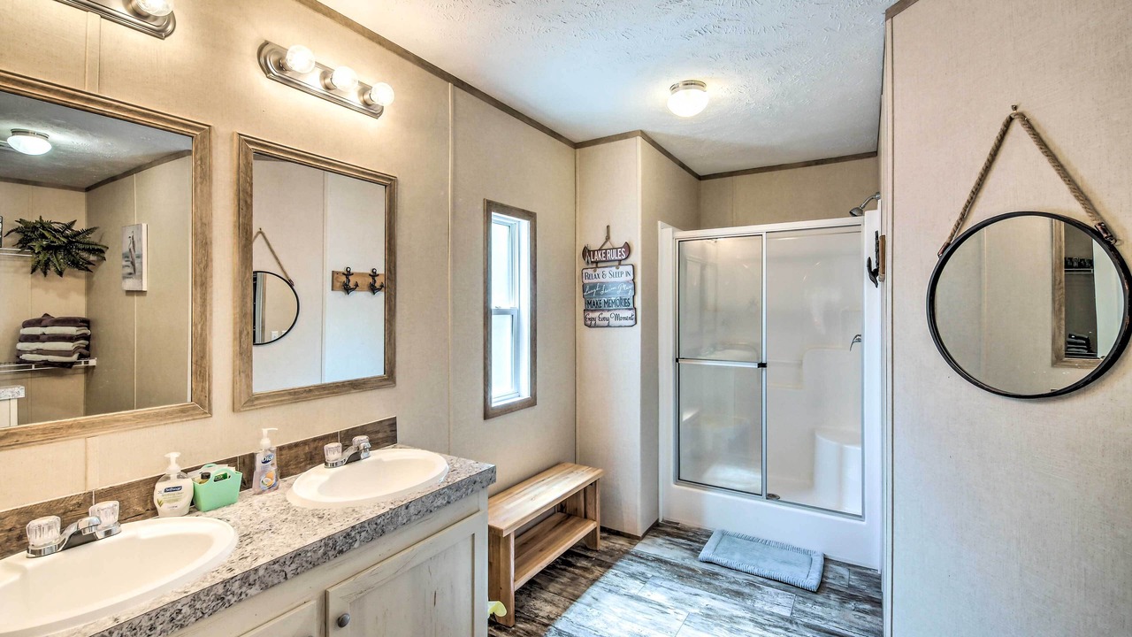 Photo of Bathroom in Hardin