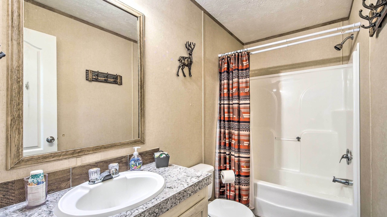 Photo of Bathroom in Hardin