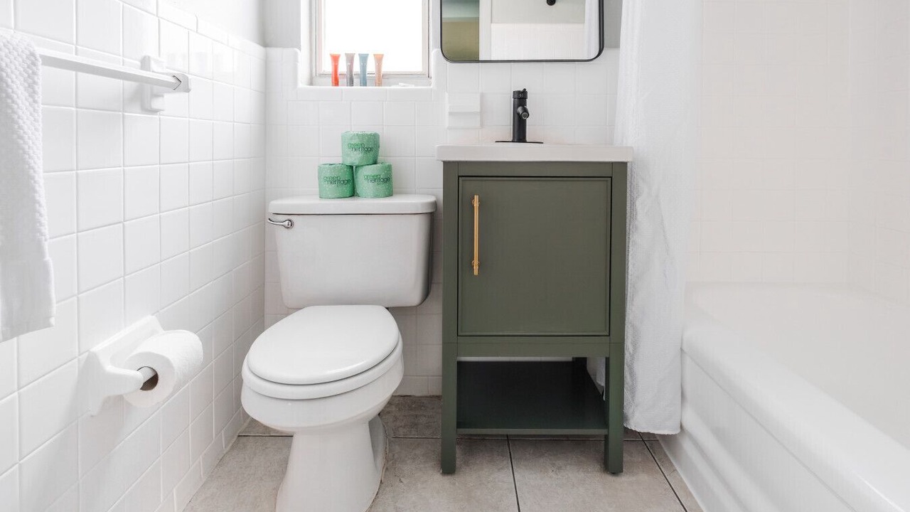 Photo of Bathroom in Bay Esplanade