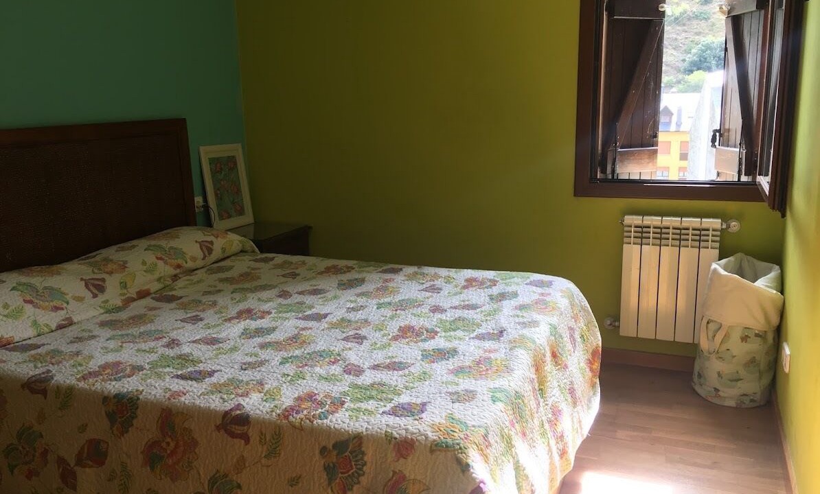 Photo of Bedroom in Sort