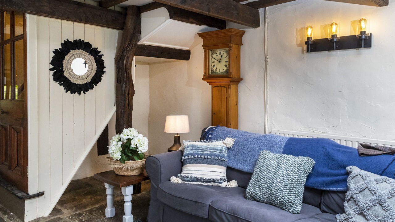 Photo of Livingroom in Bury