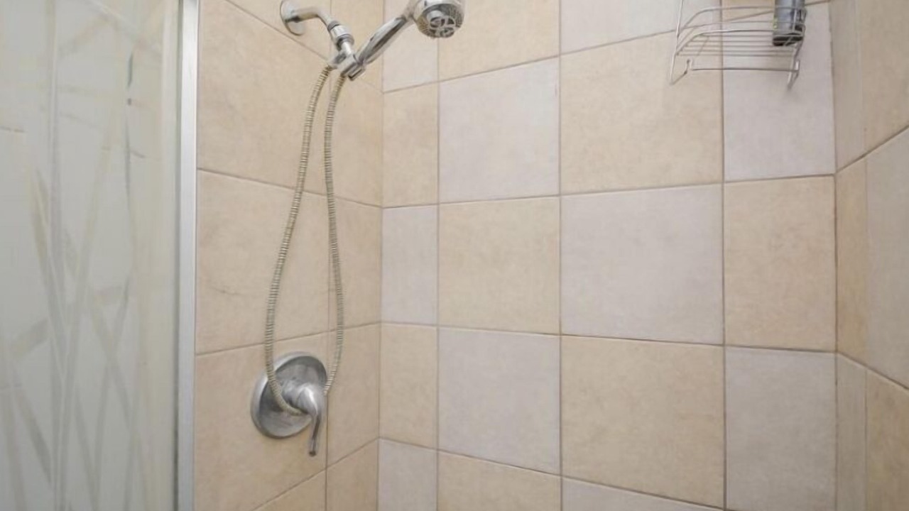 Photo of Bathroom in Hitchcock