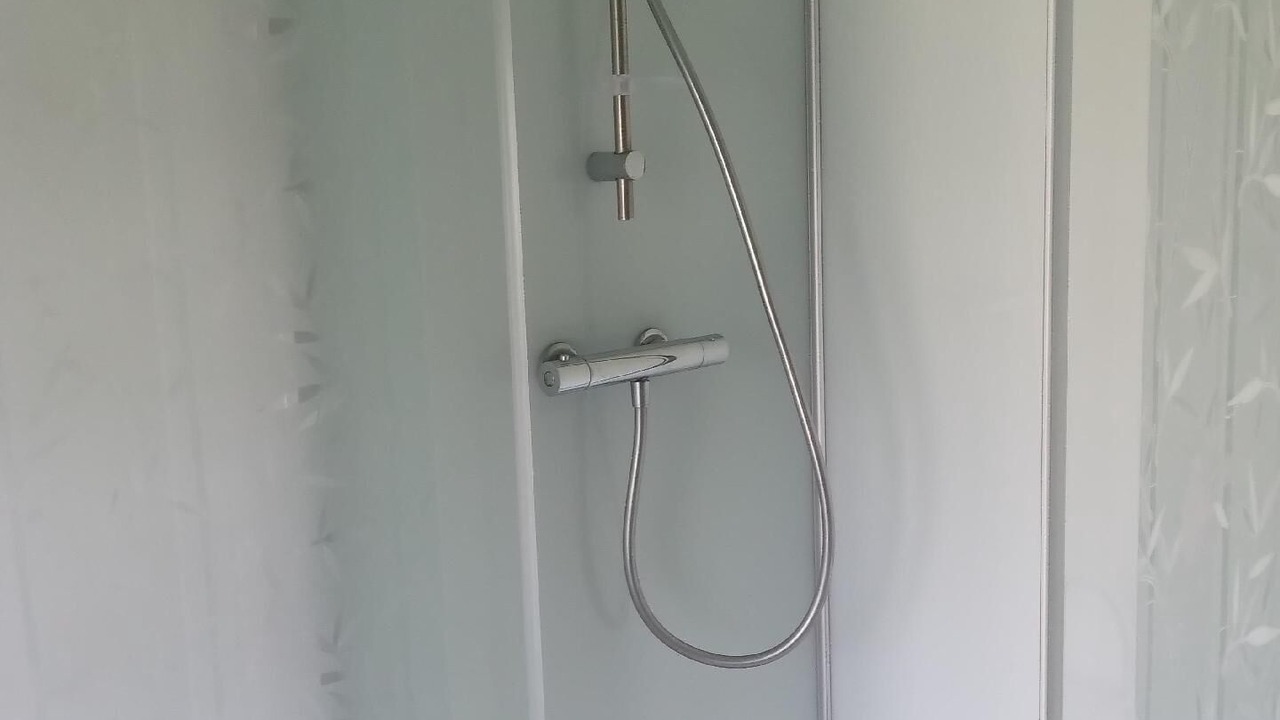 Photo of Bathroom in Crasville