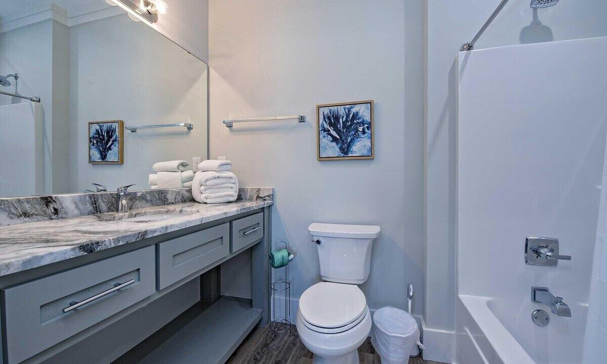 Photo of Bathroom in Southpointe