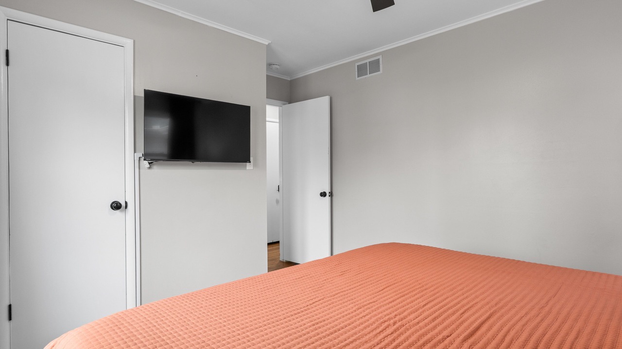 Photo of Bedroom in Tulsa
