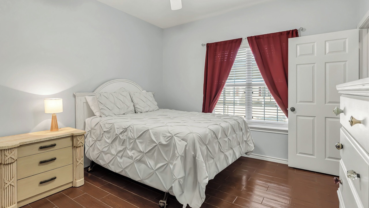 Photo of Bedroom in College Station