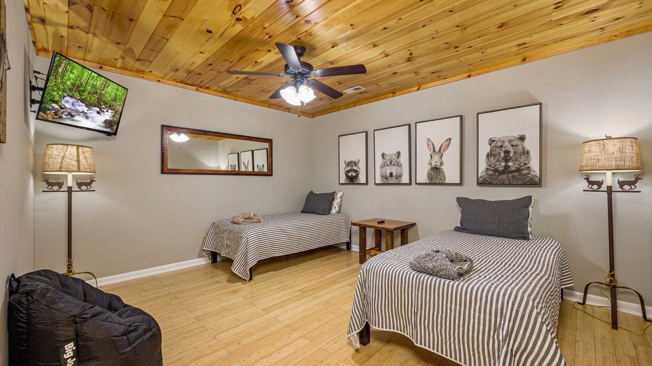 Photo of Bedroom in Chalet Village