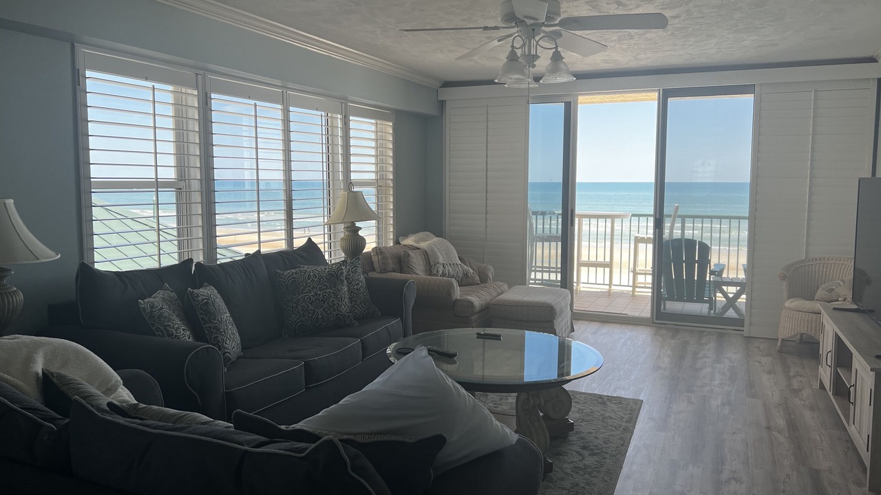 Photo of Livingroom in Ponce Inlet