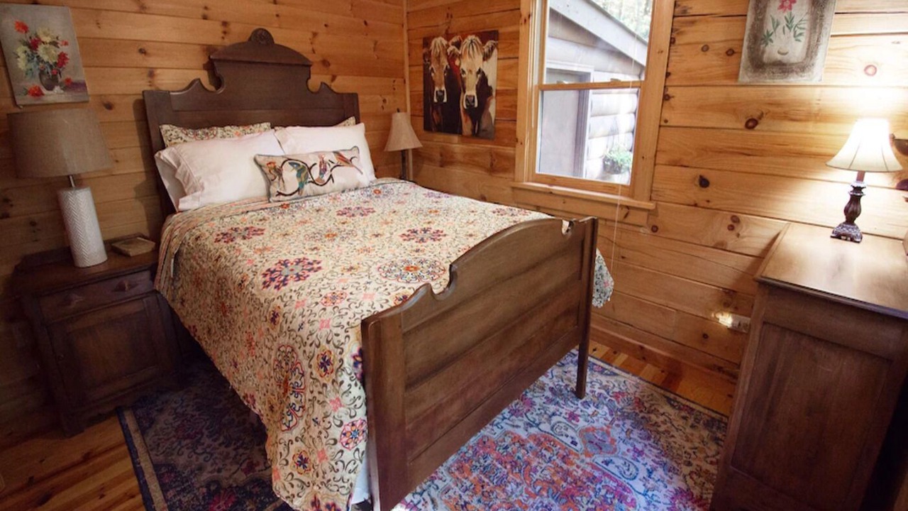 Photo of Bedroom in West Jefferson