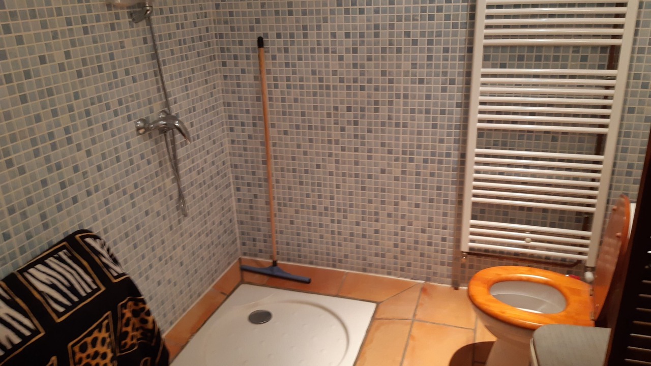 Photo of Bathroom in Fiac