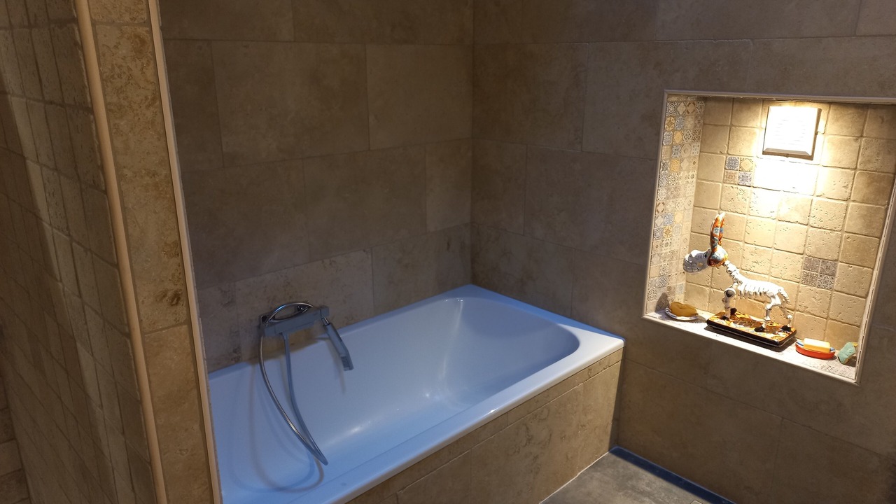 Photo of Bathroom in Fiac