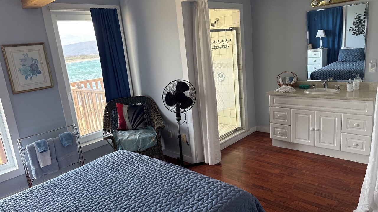 Photo of Bedroom in Petit-Etang