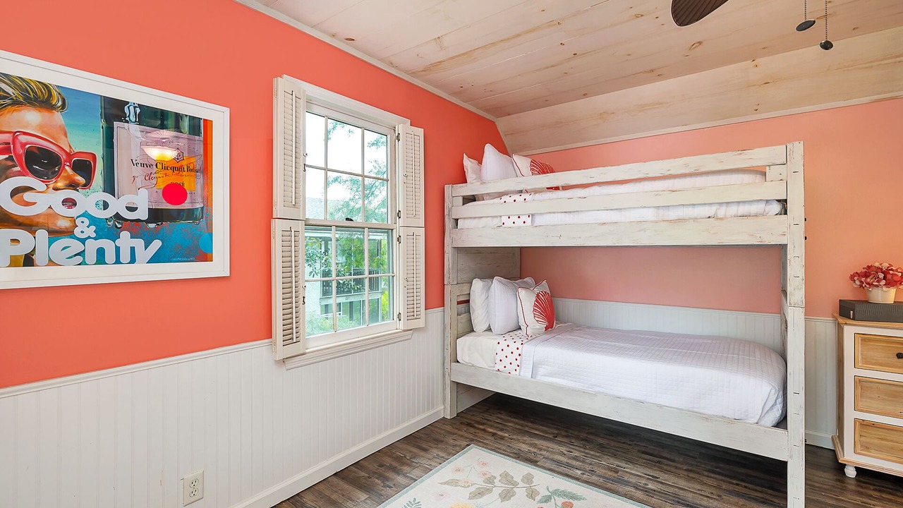 Photo of Bedroom in Saint Simons Heights