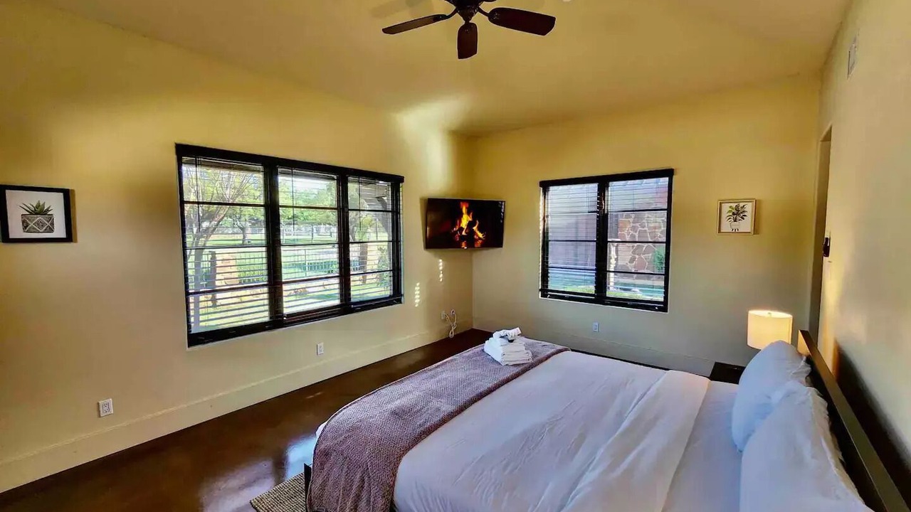 Photo of Bedroom in Sunset Valley