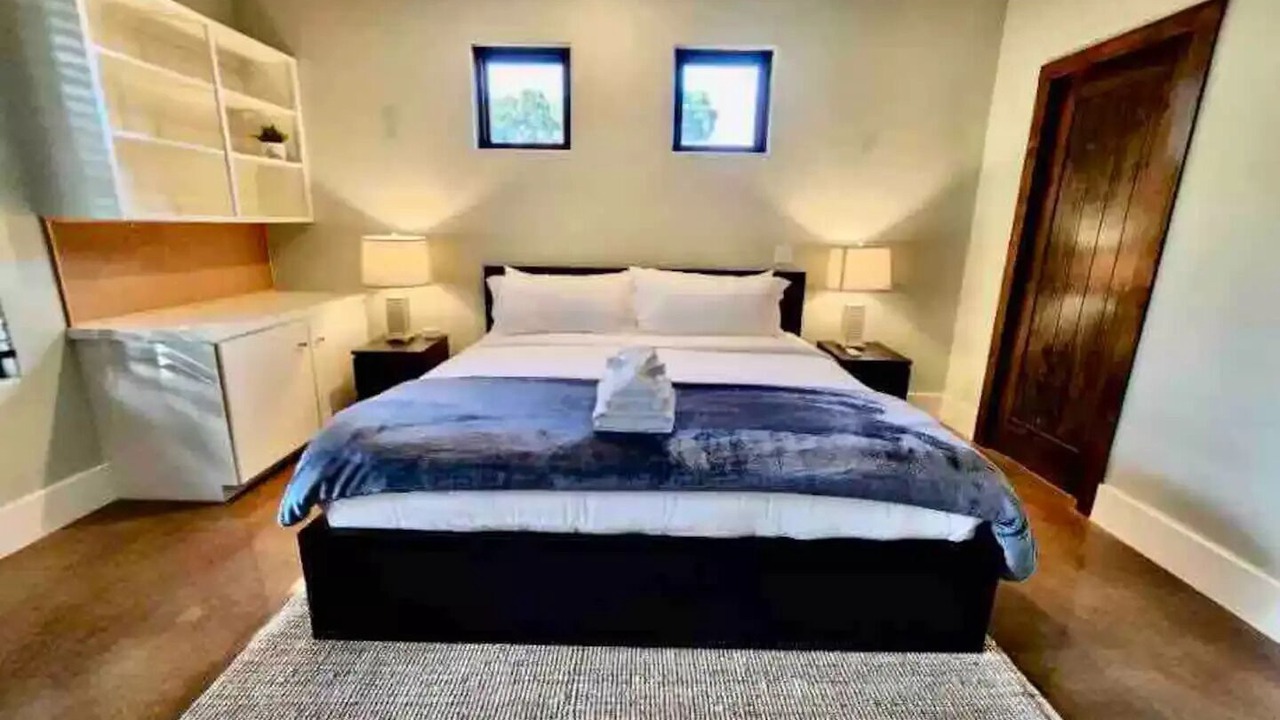 Photo of Bedroom in Sunset Valley