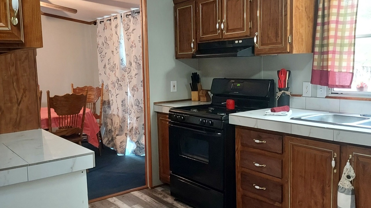 Photo of Kitchen in Grove