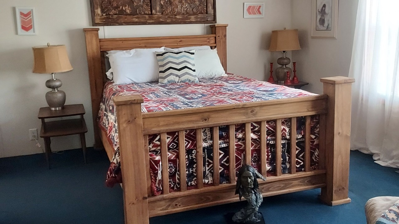 Photo of Bedroom in Grove