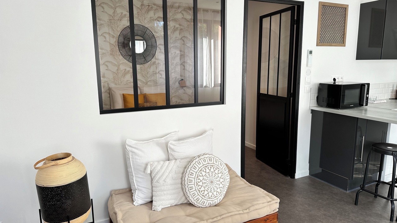 Photo of Others in Ury