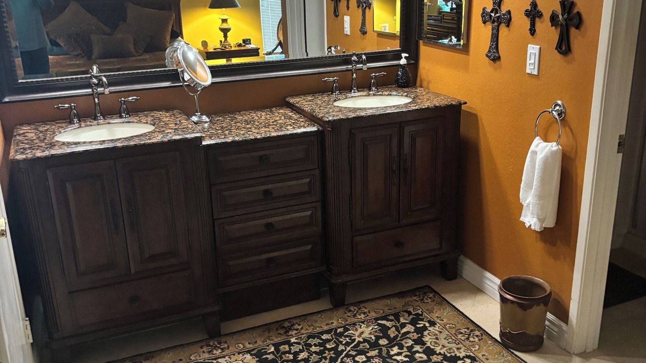 Photo of Bathroom in Lake Forest