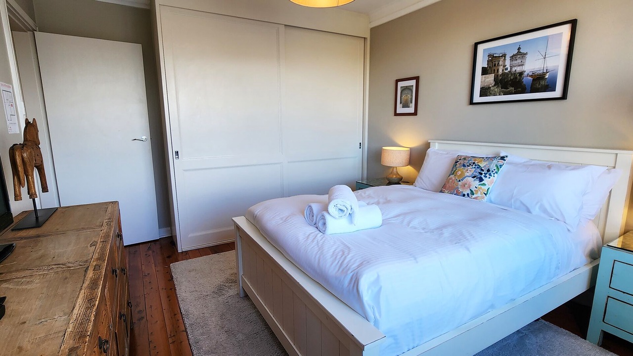 Photo of Others in Elizabeth Bay