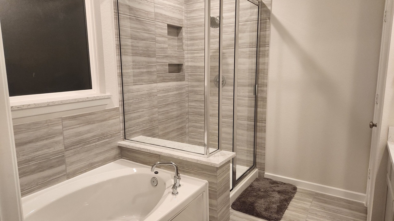 Photo of Bathroom in Clodine