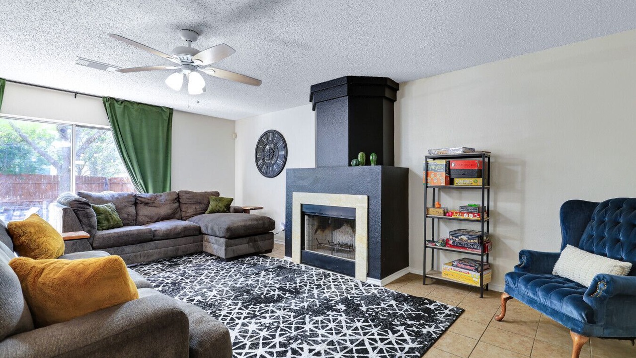 Photo of Livingroom in Braun's Farm