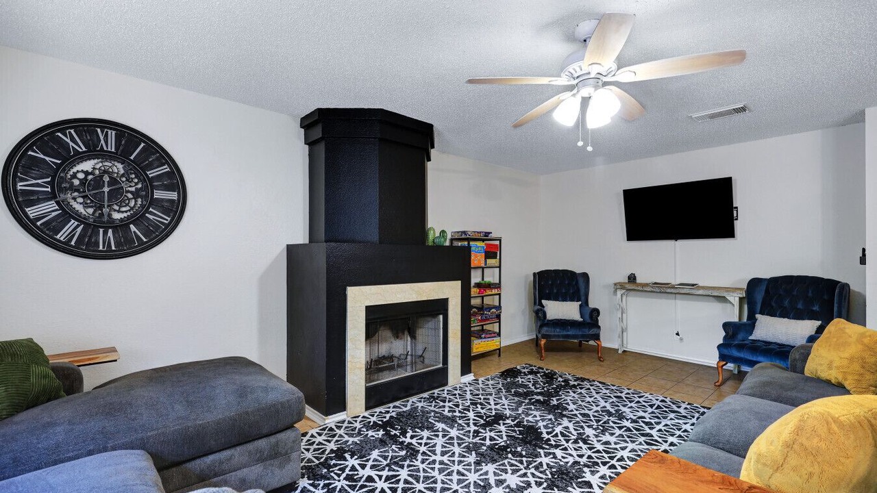 Photo of Livingroom in Braun's Farm
