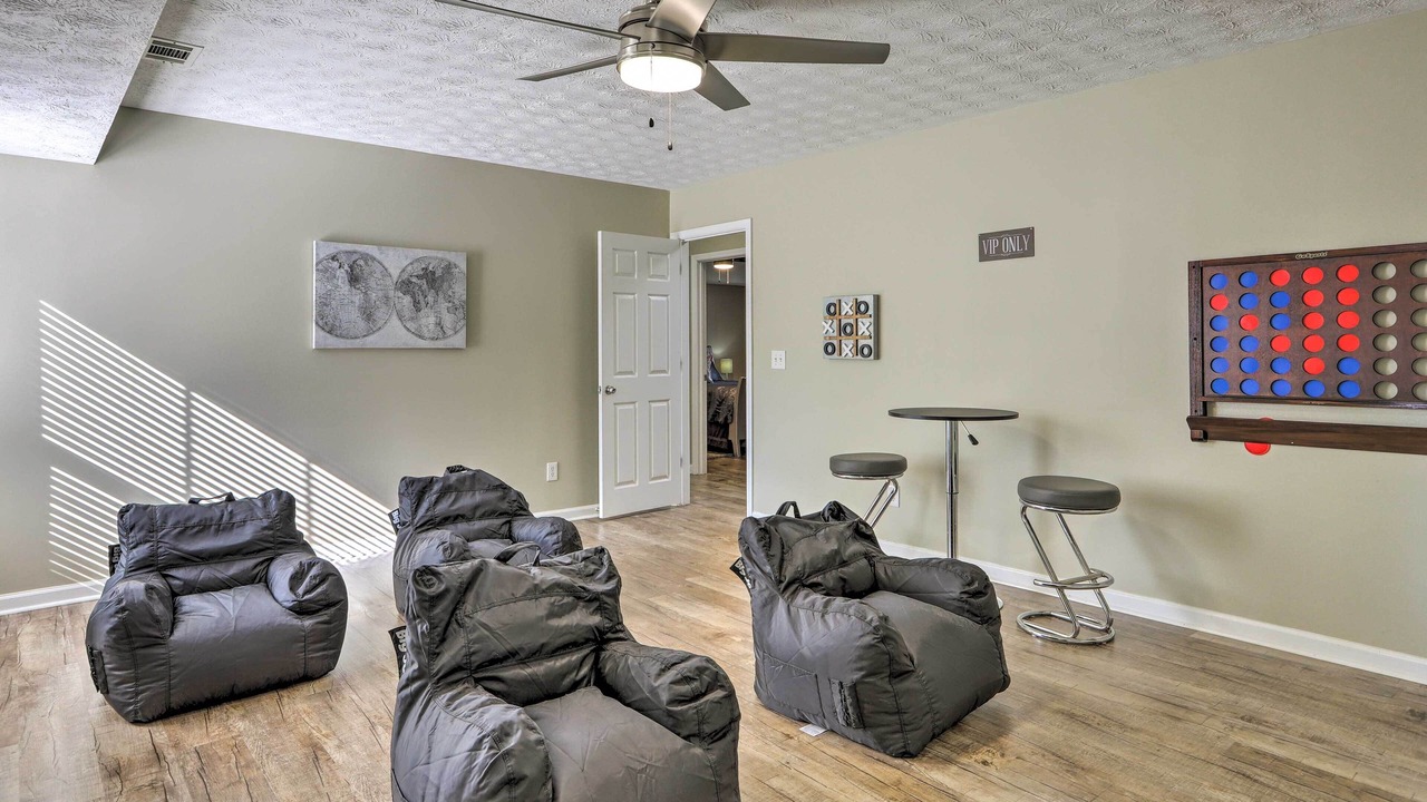 Photo of Bedroom in Oak Hill