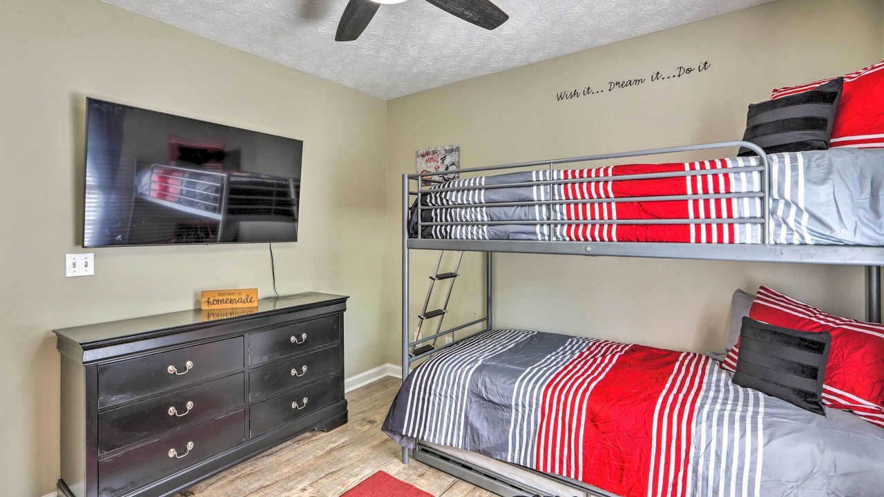 Photo of Others in Oak Hill