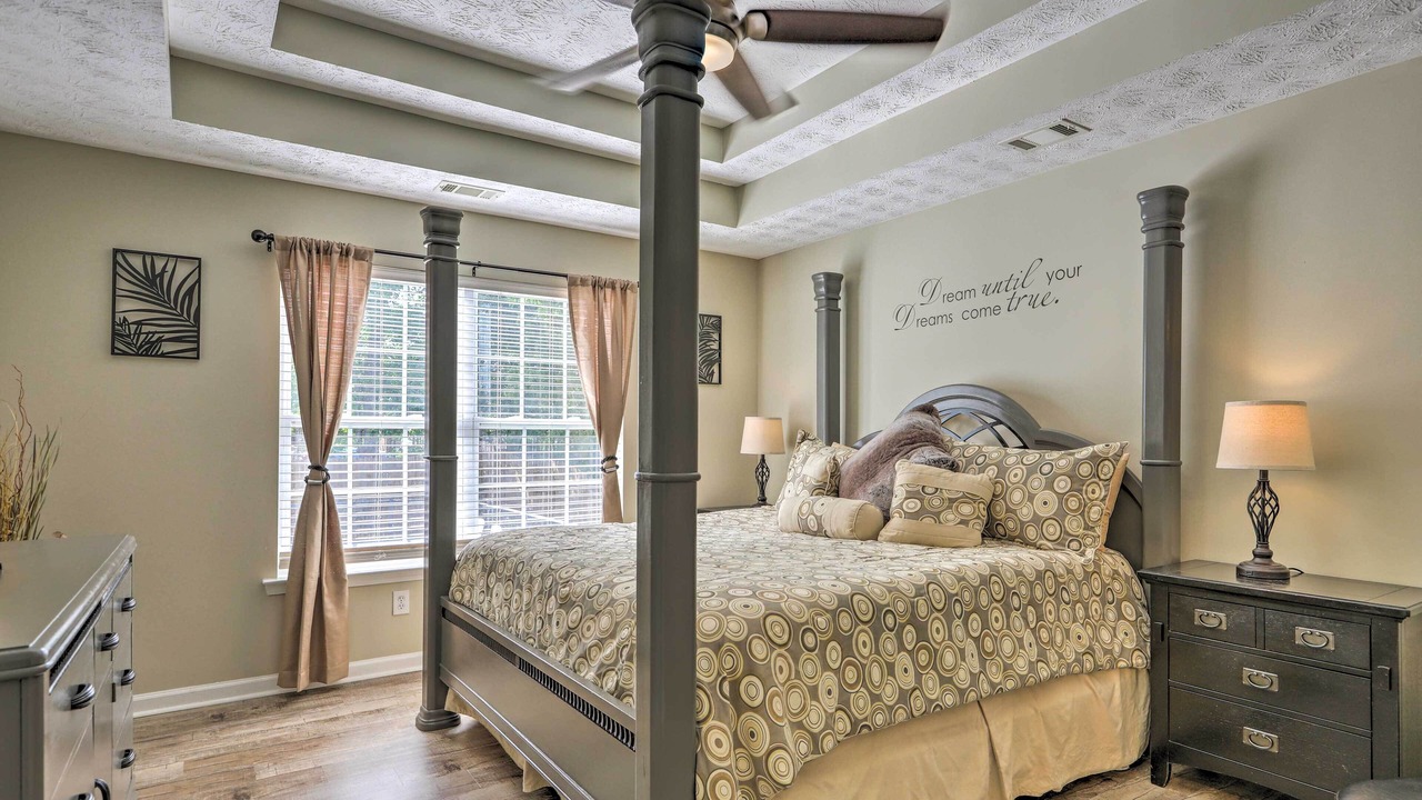 Photo of Others in Oak Hill