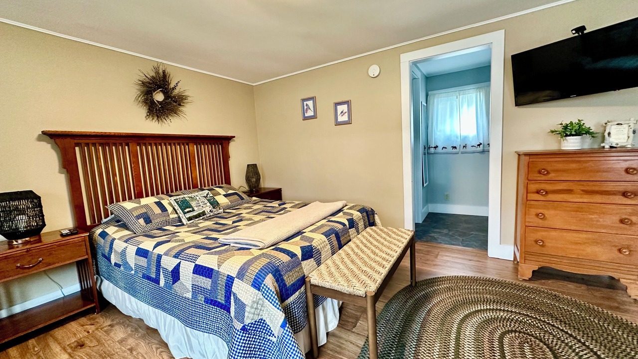 Photo of Bedroom in Town of Webb