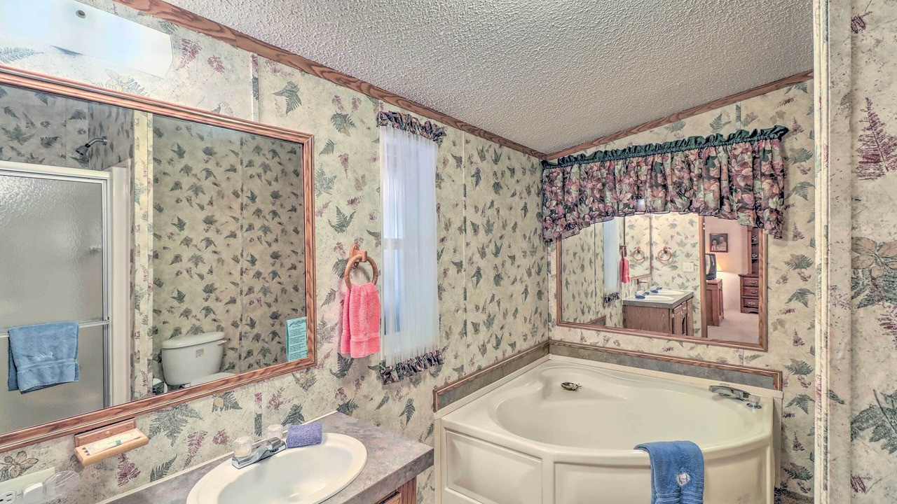 Photo of Bathroom in Greers Ferry