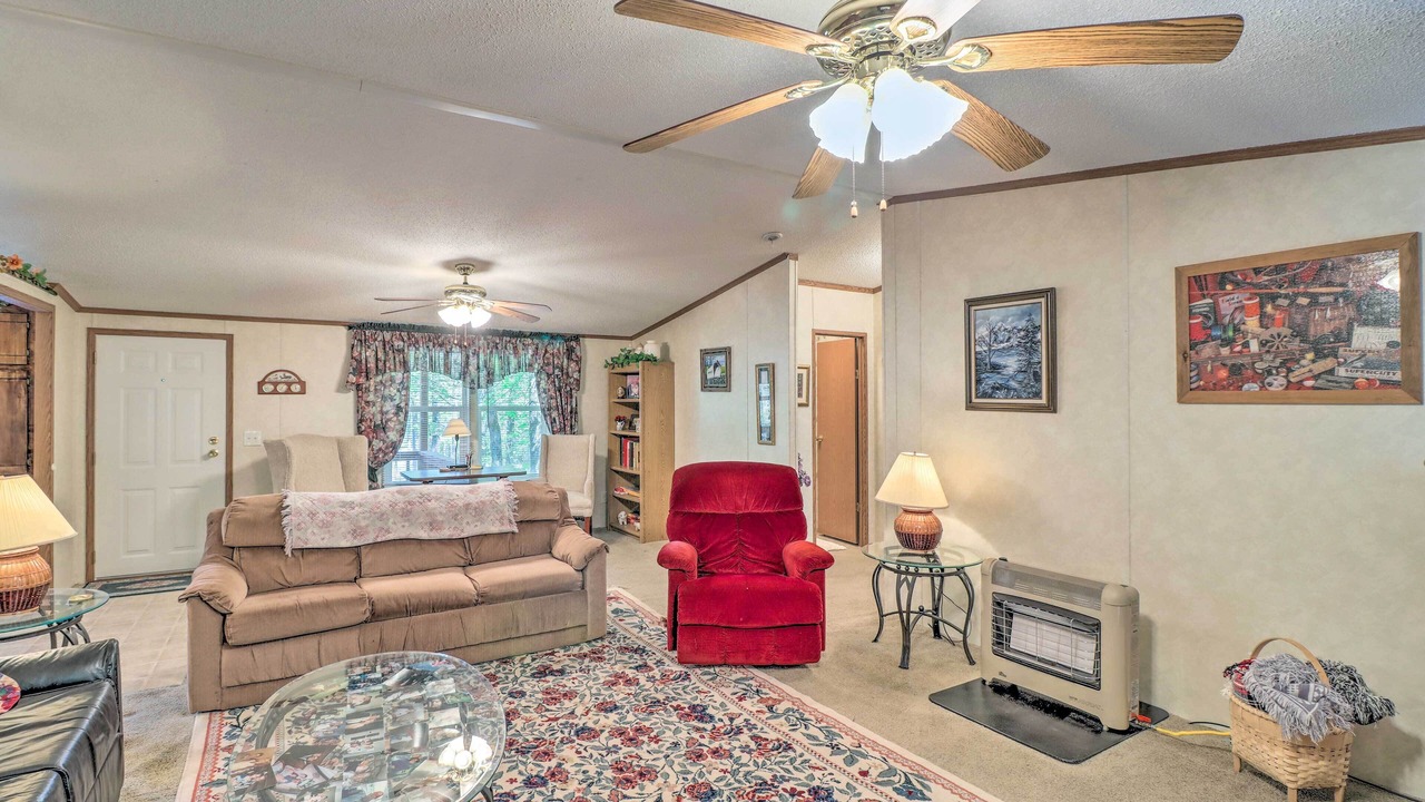 Photo of Livingroom in Greers Ferry