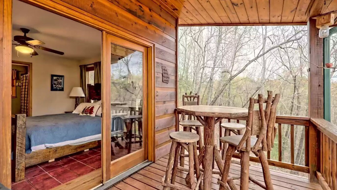 Photo of Outdoor in Tarheel
